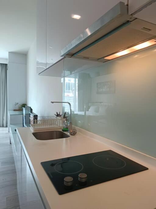 Rm218 Bukit Bintang Balcony Studio Infinity Pool Kuala Lumpur Zewnętrze zdjęcie